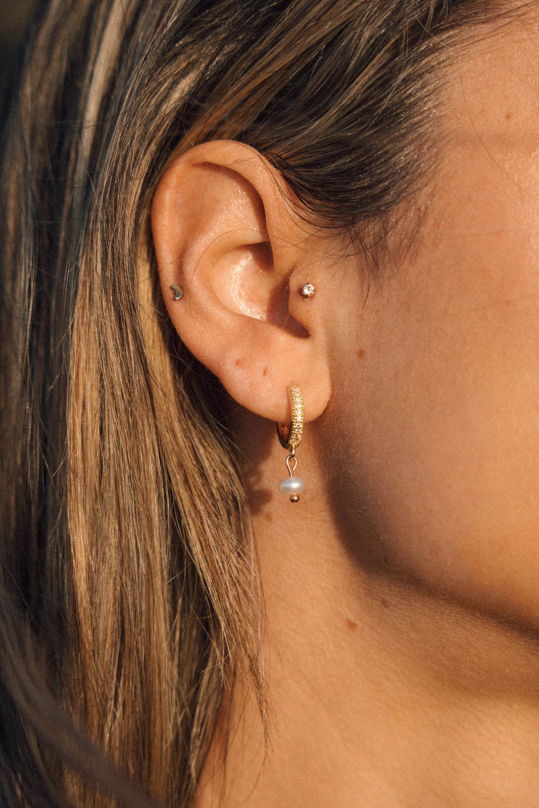 Luxurious mini Pearl earrings
