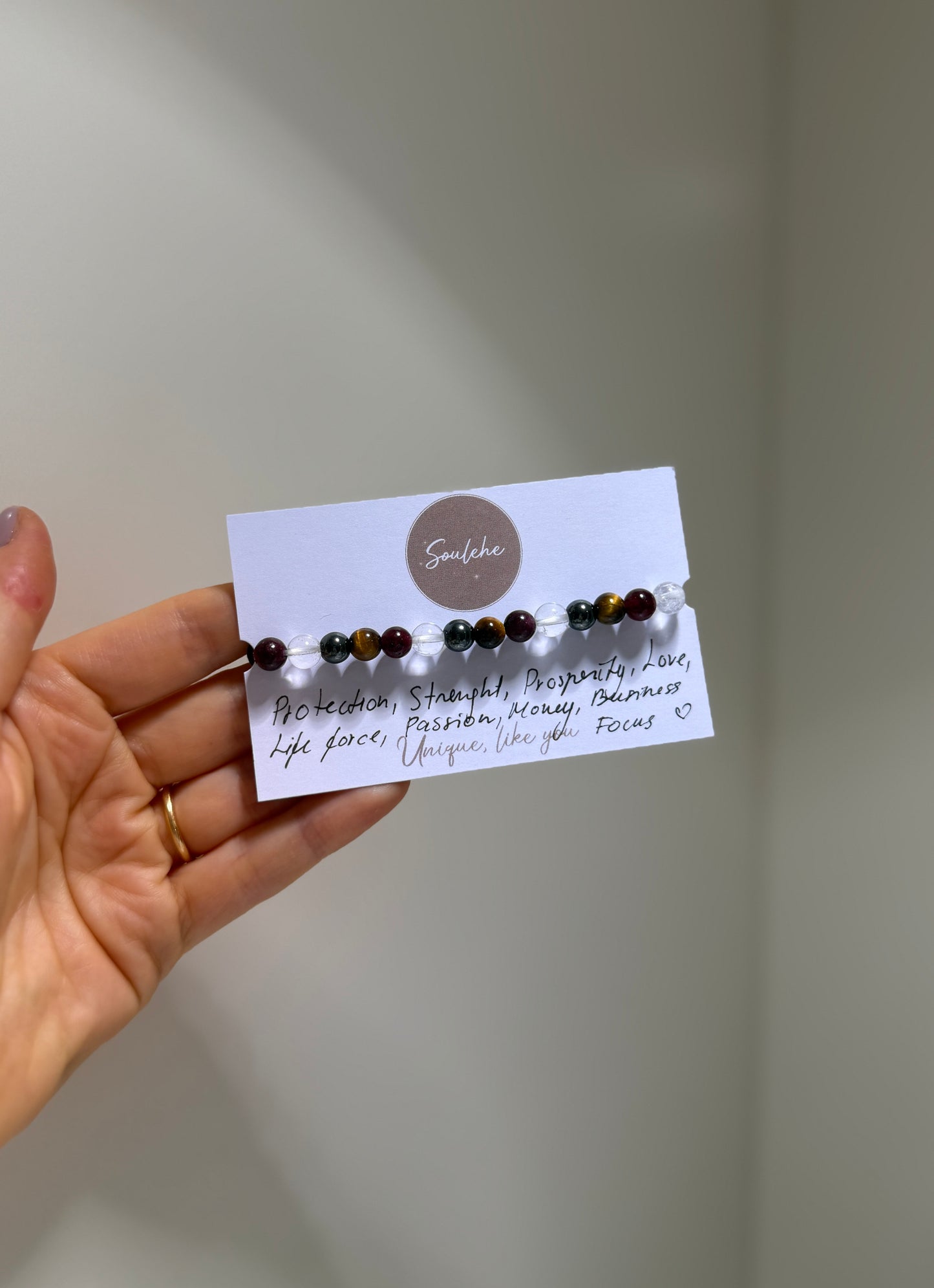 Tiger Eye, Clear Quartz, Garnet and Hematite bracelet, handmade – Soulehe.