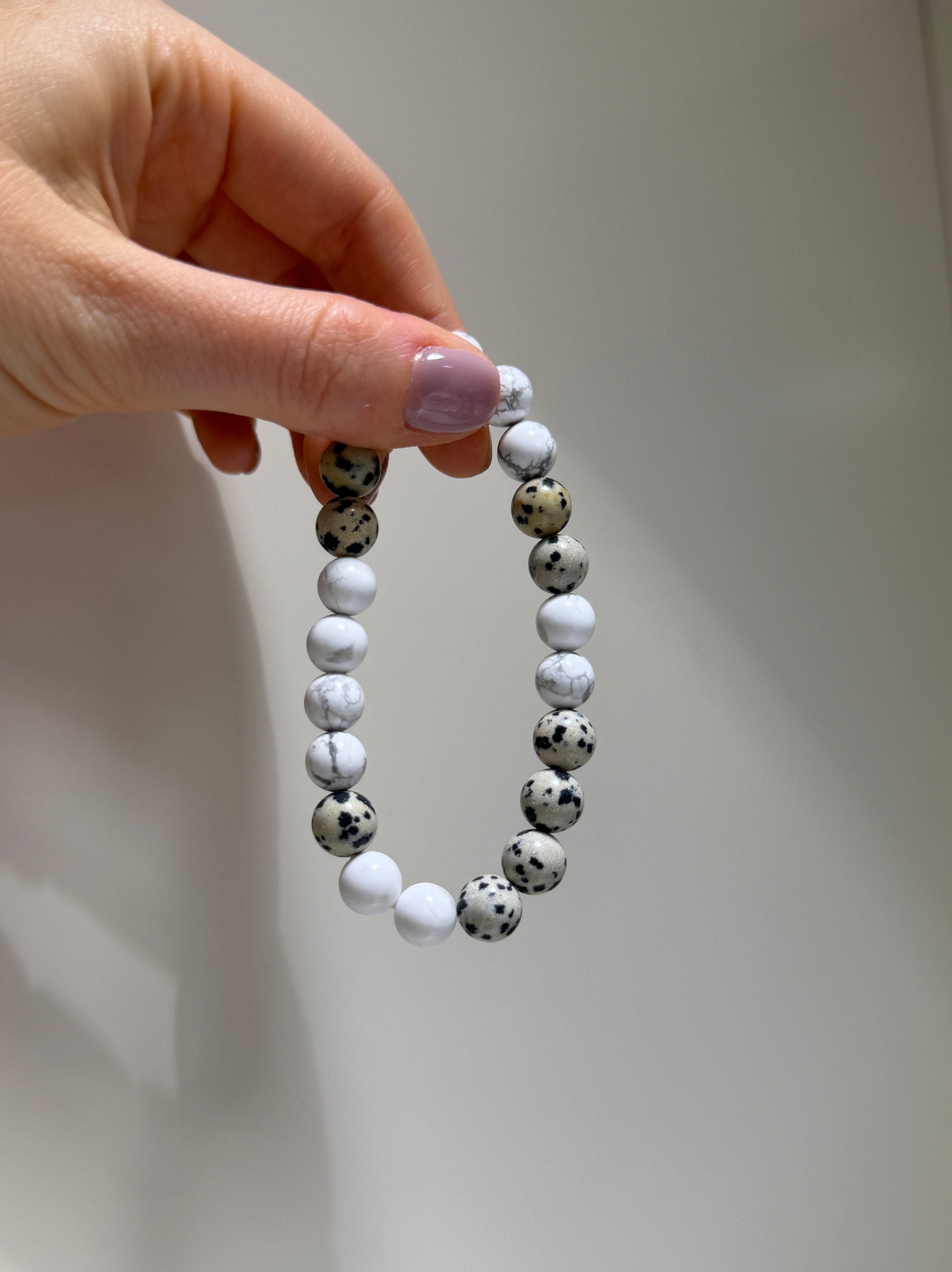 Howlite and Dalmatian Jasper beaded bracelet.