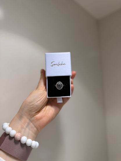 Labradorite Oval • Ring • 925 Sterling Silver