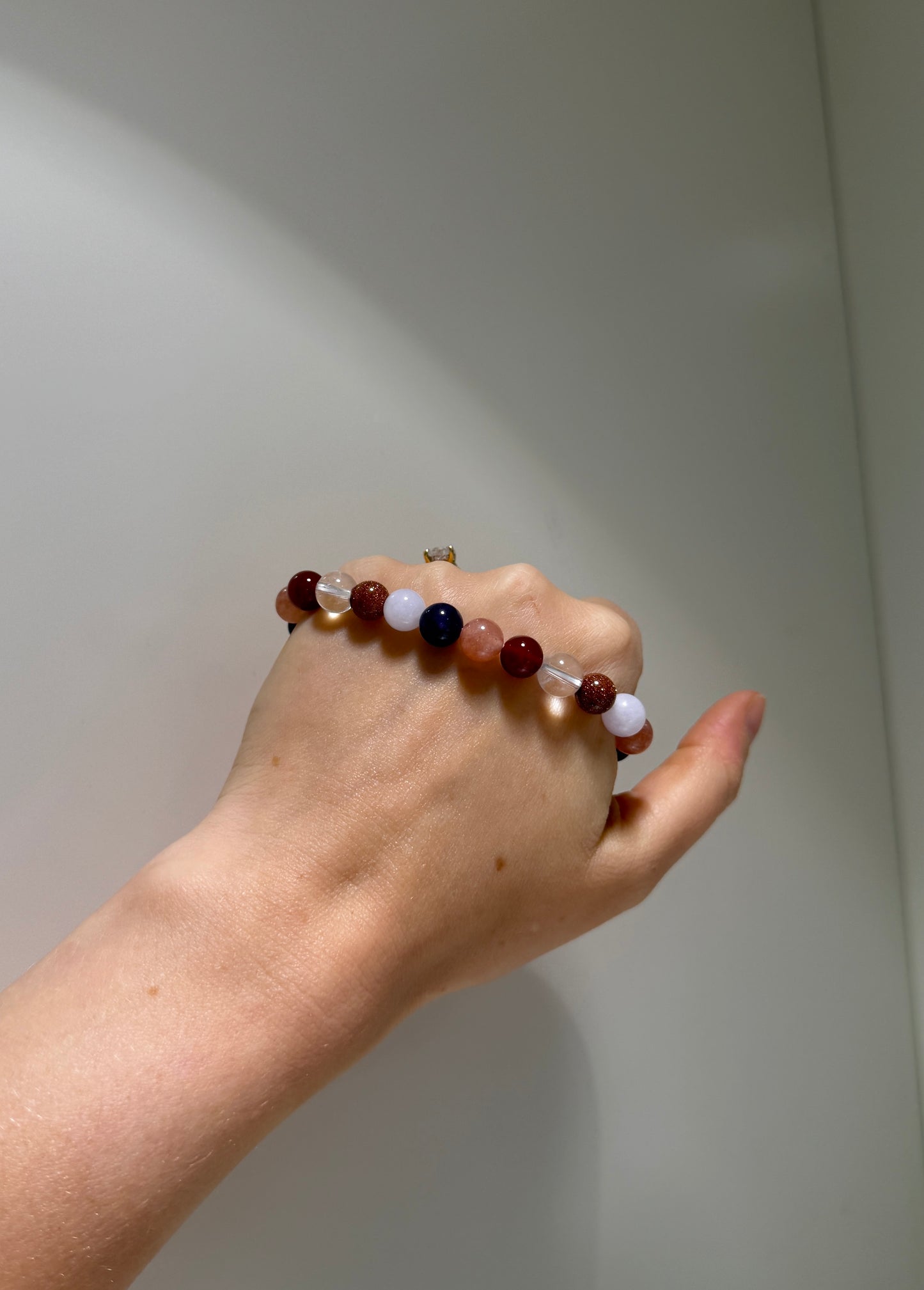 Pisces Luck Bracelet with Carnelian, Sandstone, Sunstone, Aquamarine, Amethyst and Clear Quartz, handmade – Soulehe.