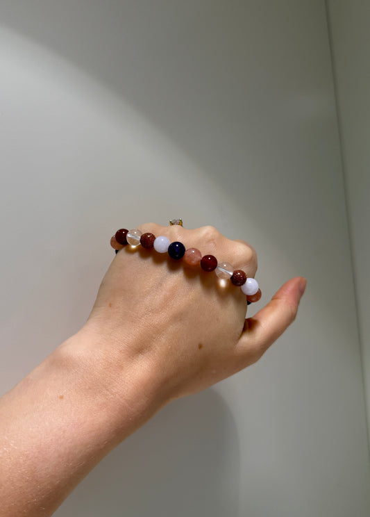 Pisces Luck Bracelet with Carnelian, Sandstone, Sunstone, Aquamarine, Amethyst and Clear Quartz, handmade – Soulehe.