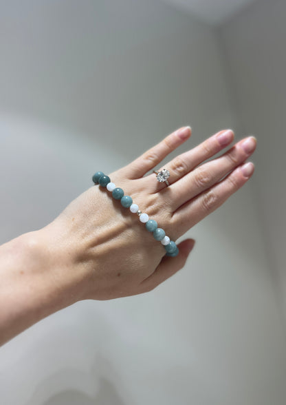 New beginnings, Femininity • Bracelet • Jade & Moonstone