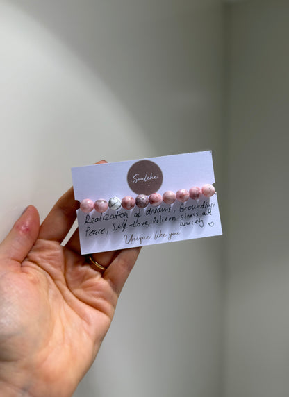 Pink Zebra and Howlite beaded bracelet.