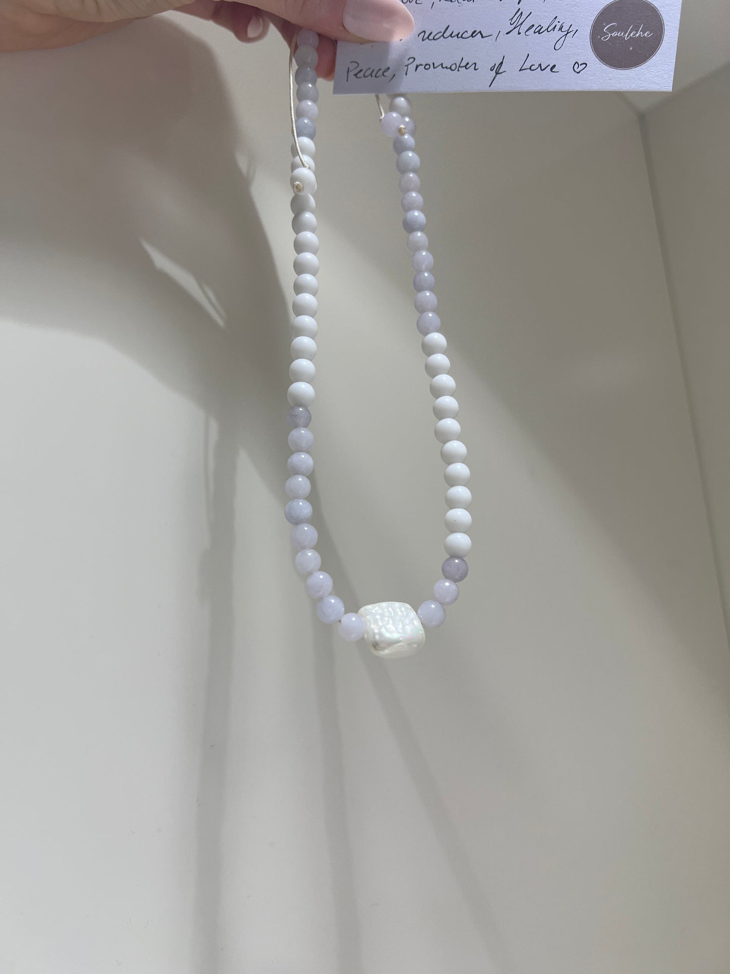 Serenity, Intuition, Decision making • White Agate, Aquamarine & Shell