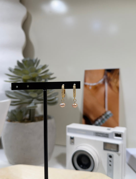 Luxurious Pink pearl earrings