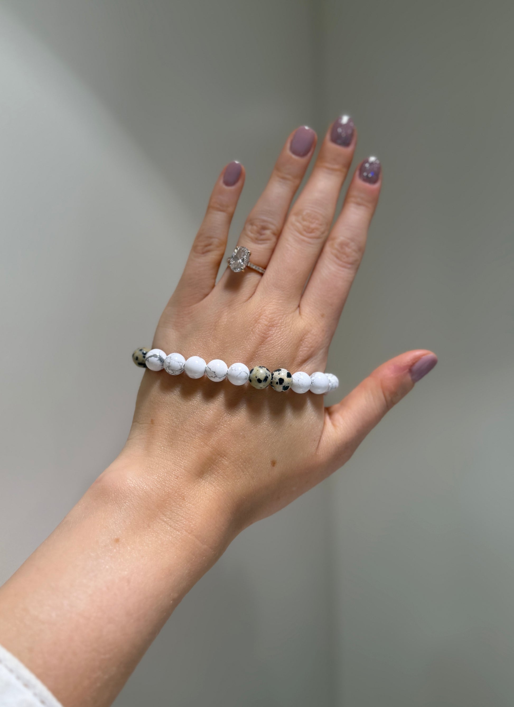 Howlite and Dalmatian Jasper beaded bracelet.