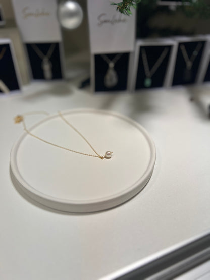 Solo Pearl • 14K Gold plated