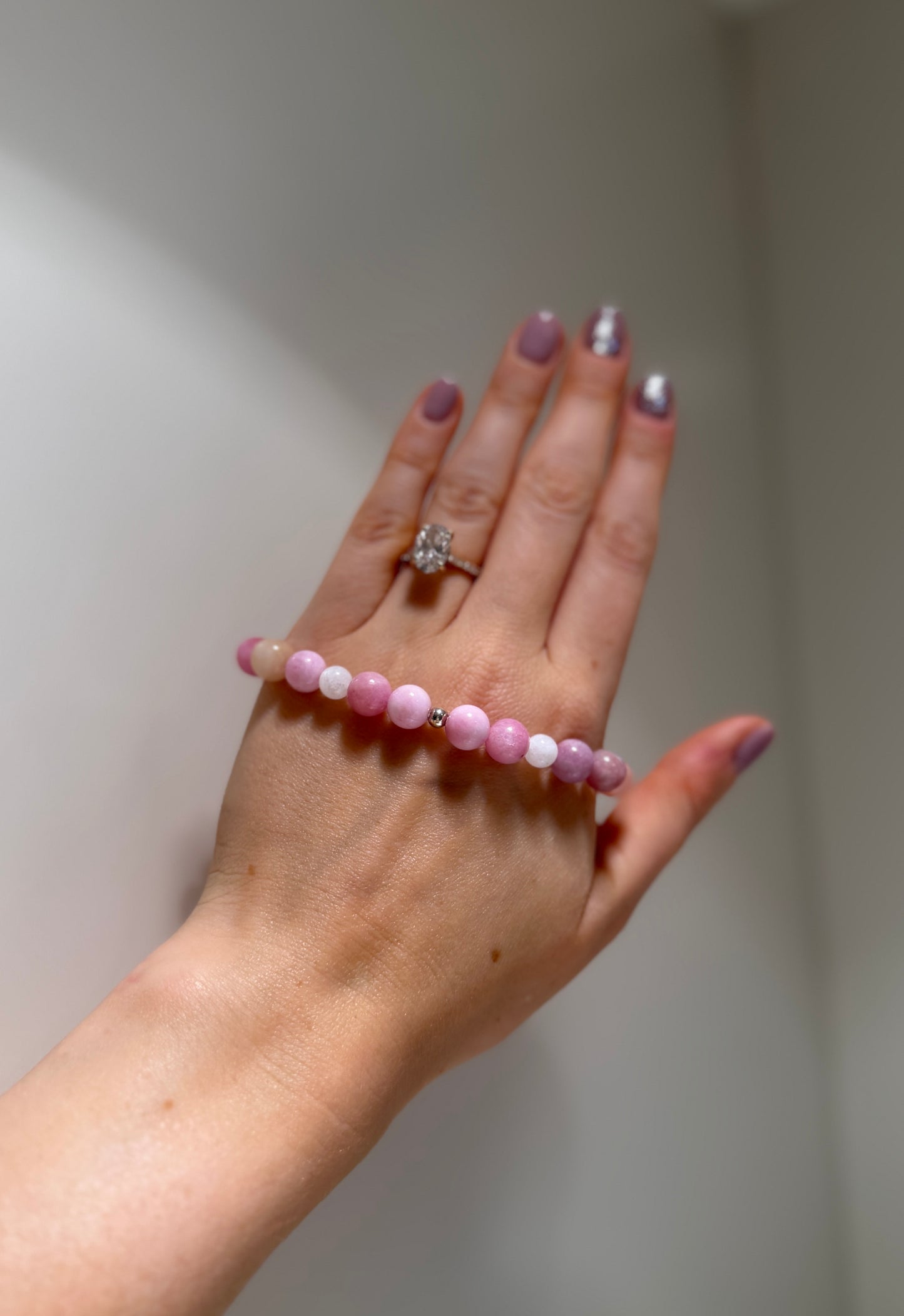 Femininity & Balance - Alashan Alxa