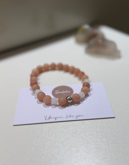 Femininity & Balance - Alashan Alxa