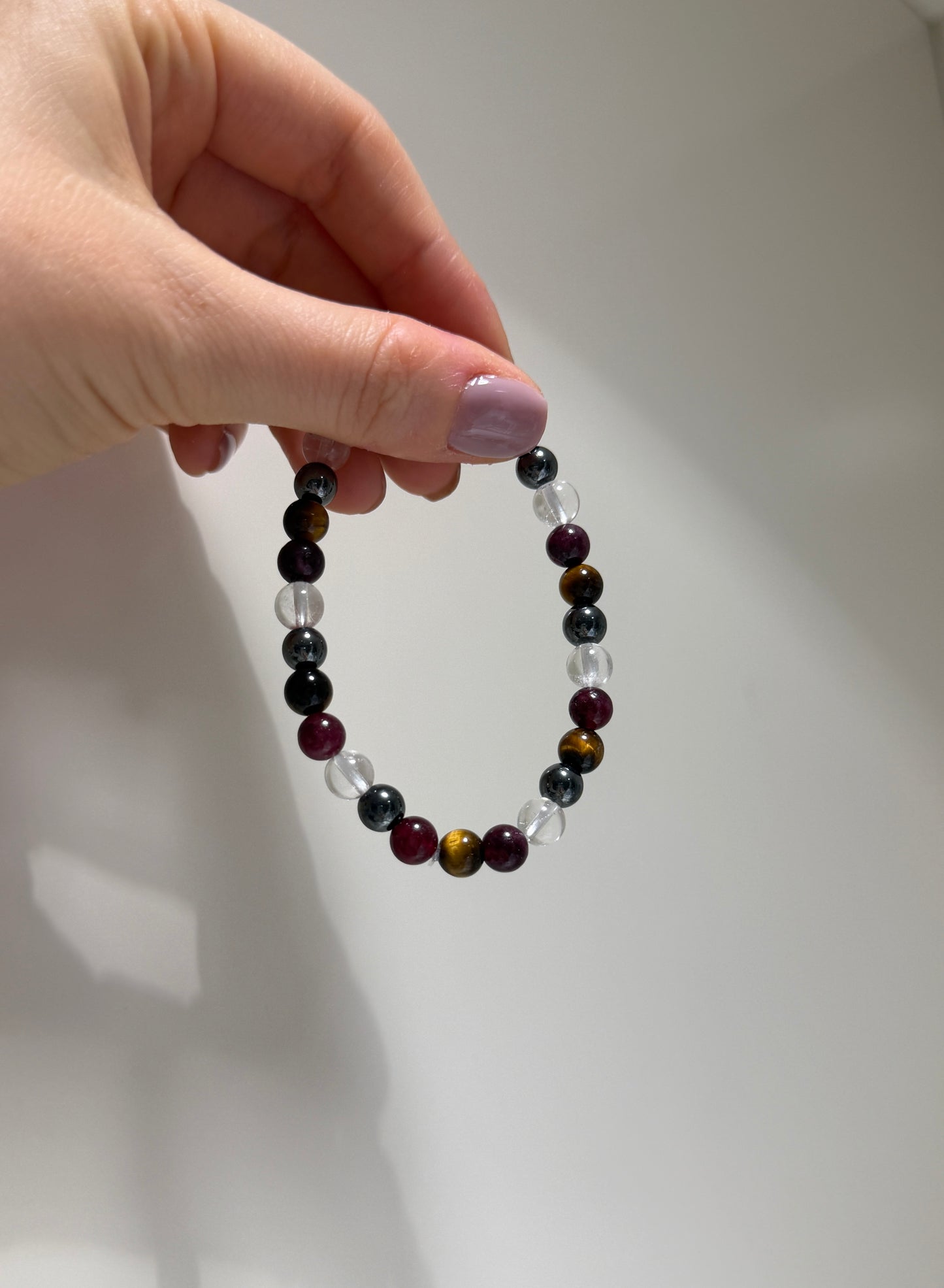 Tiger Eye, Clear Quartz, Garnet and Hematite bracelet, handmade – Soulehe.